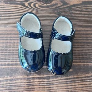 NWOT Toddler Black Patent Leather Mary Janes 6